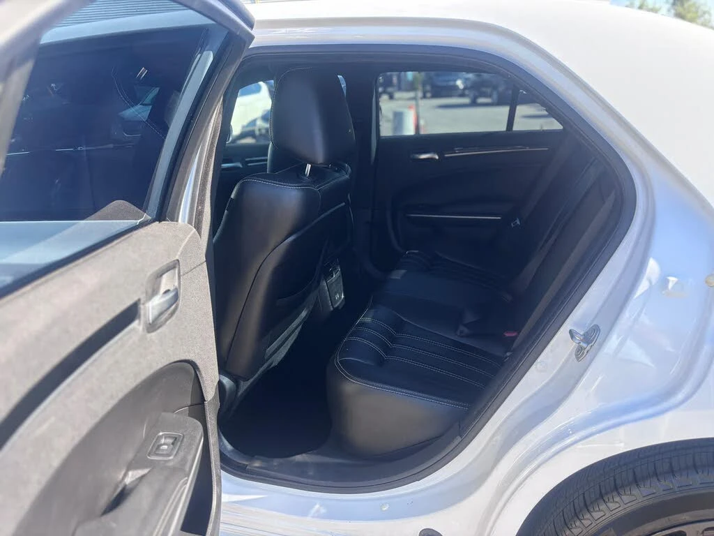 Chrysler 300c *  *    * CARFAX *  | Mobile.bg   15