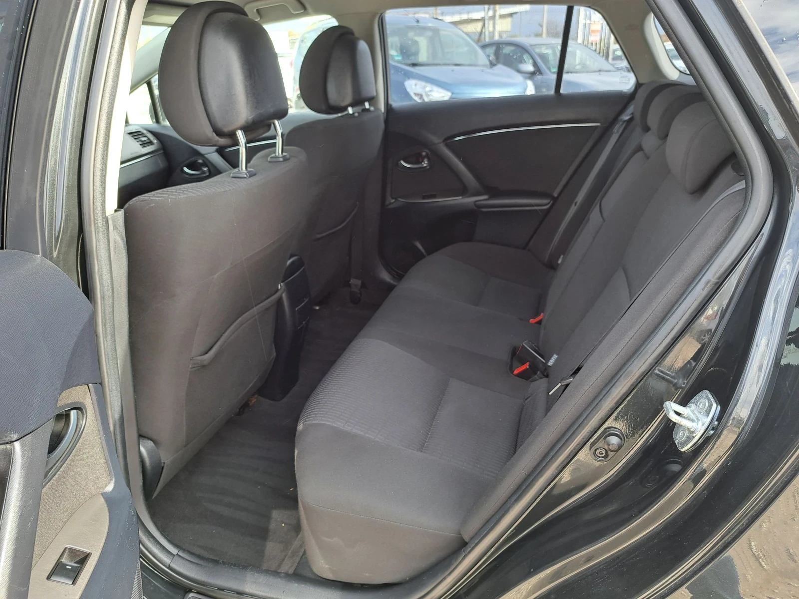 Toyota Avensis 1.8i//194000/  | Mobile.bg   14