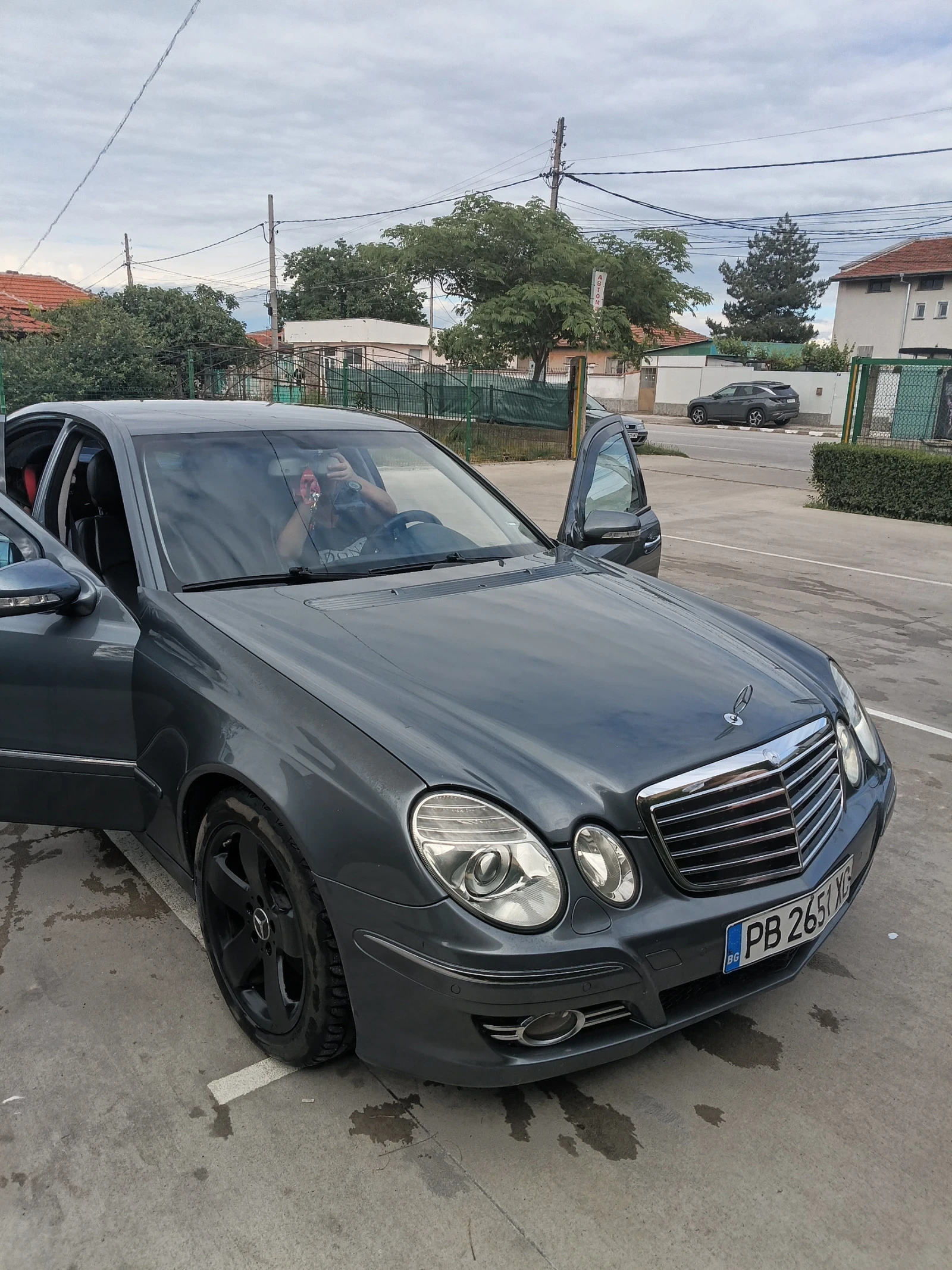 Mercedes-Benz E 280 Седан - изображение 4