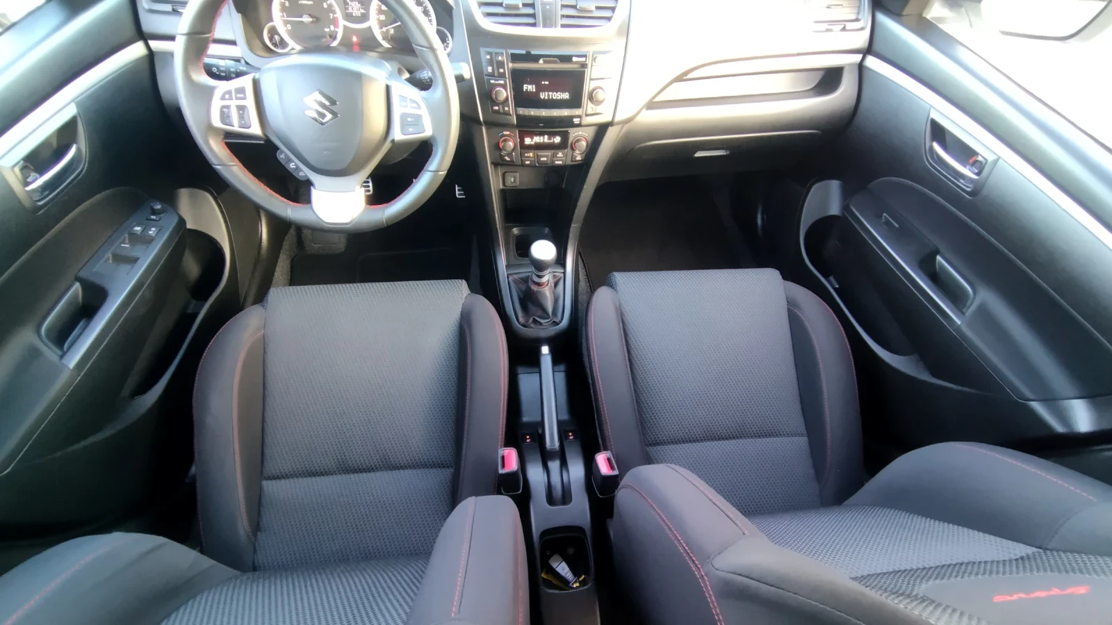 Suzuki Swift 1, 6i Sport Швейцария - изображение 9