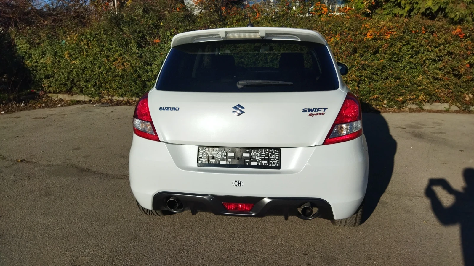 Suzuki Swift 1, 6i Sport Швейцария - изображение 7