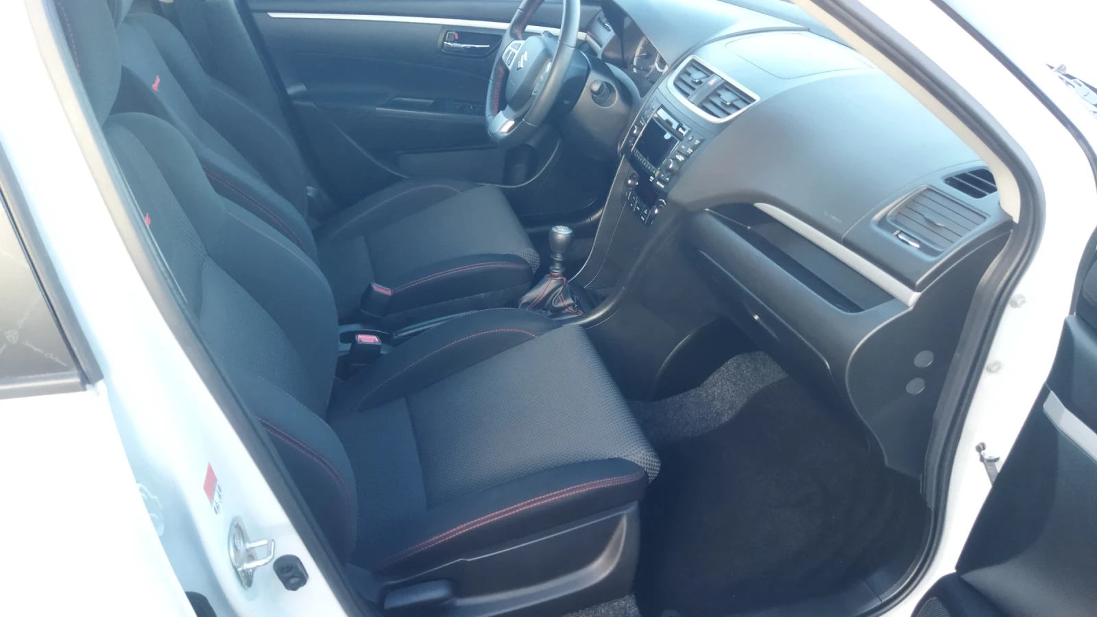 Suzuki Swift 1, 6i Sport  | Mobile.bg   11