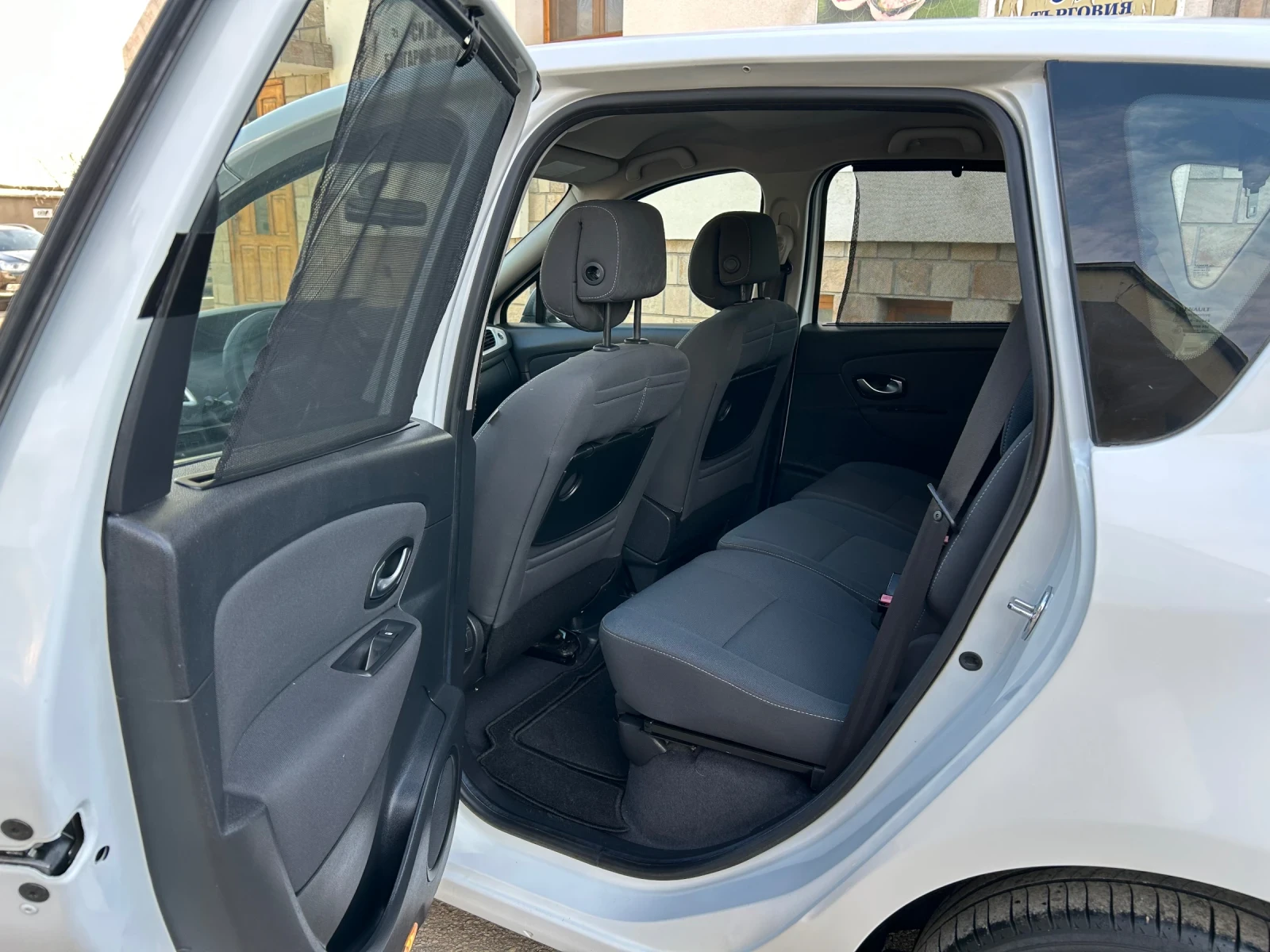Renault Scenic 1.6i 110k.c. ������ ����� | Mobile.bg � ����������� 11