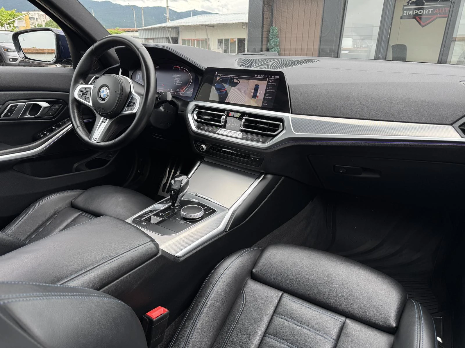BMW 330 XI* M SPORT* 360* , снимка 10 - Автомобили и джипове - 53402277