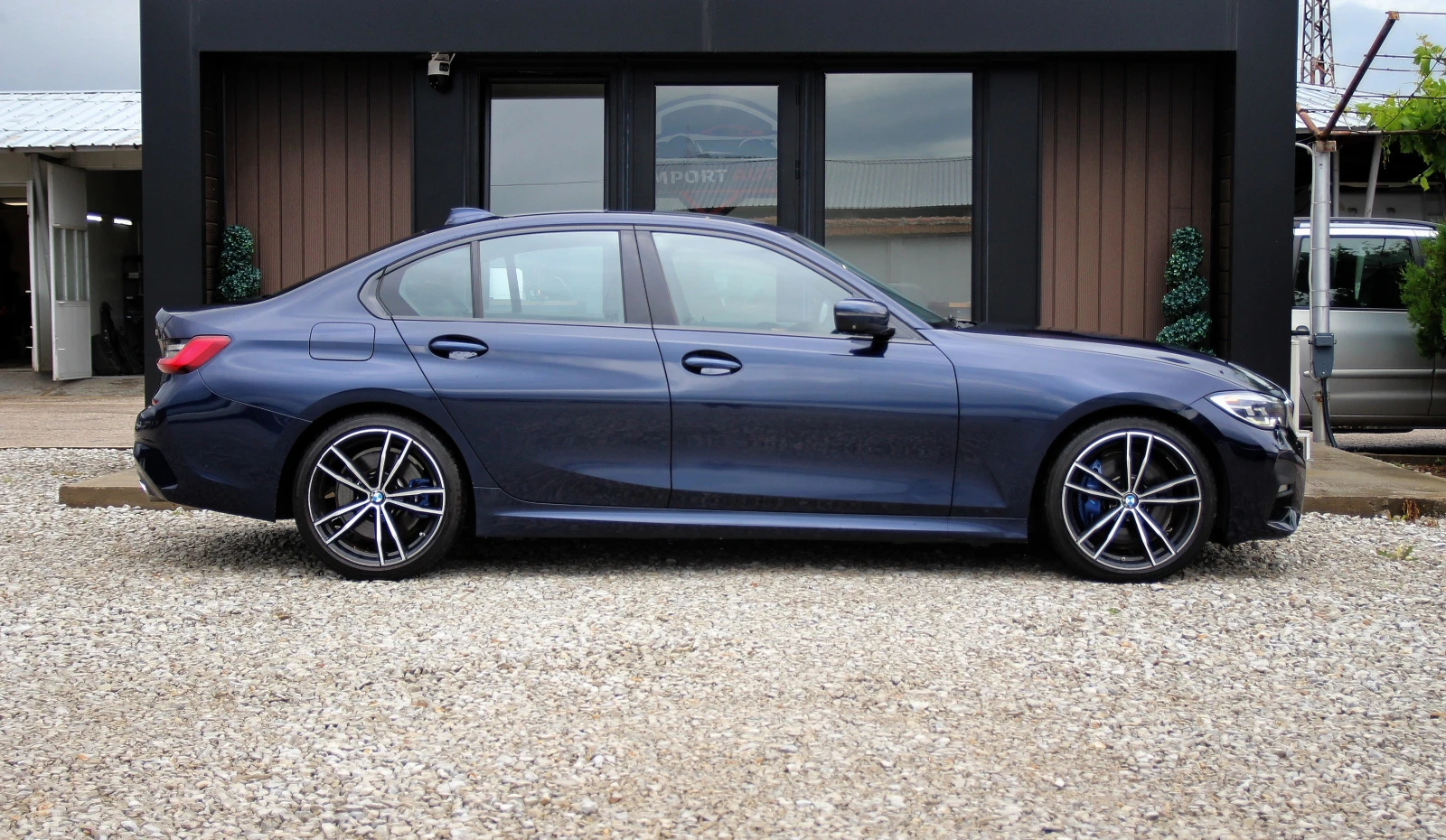 BMW 330 XI* M SPORT* 360* , снимка 7 - Автомобили и джипове - 53402277