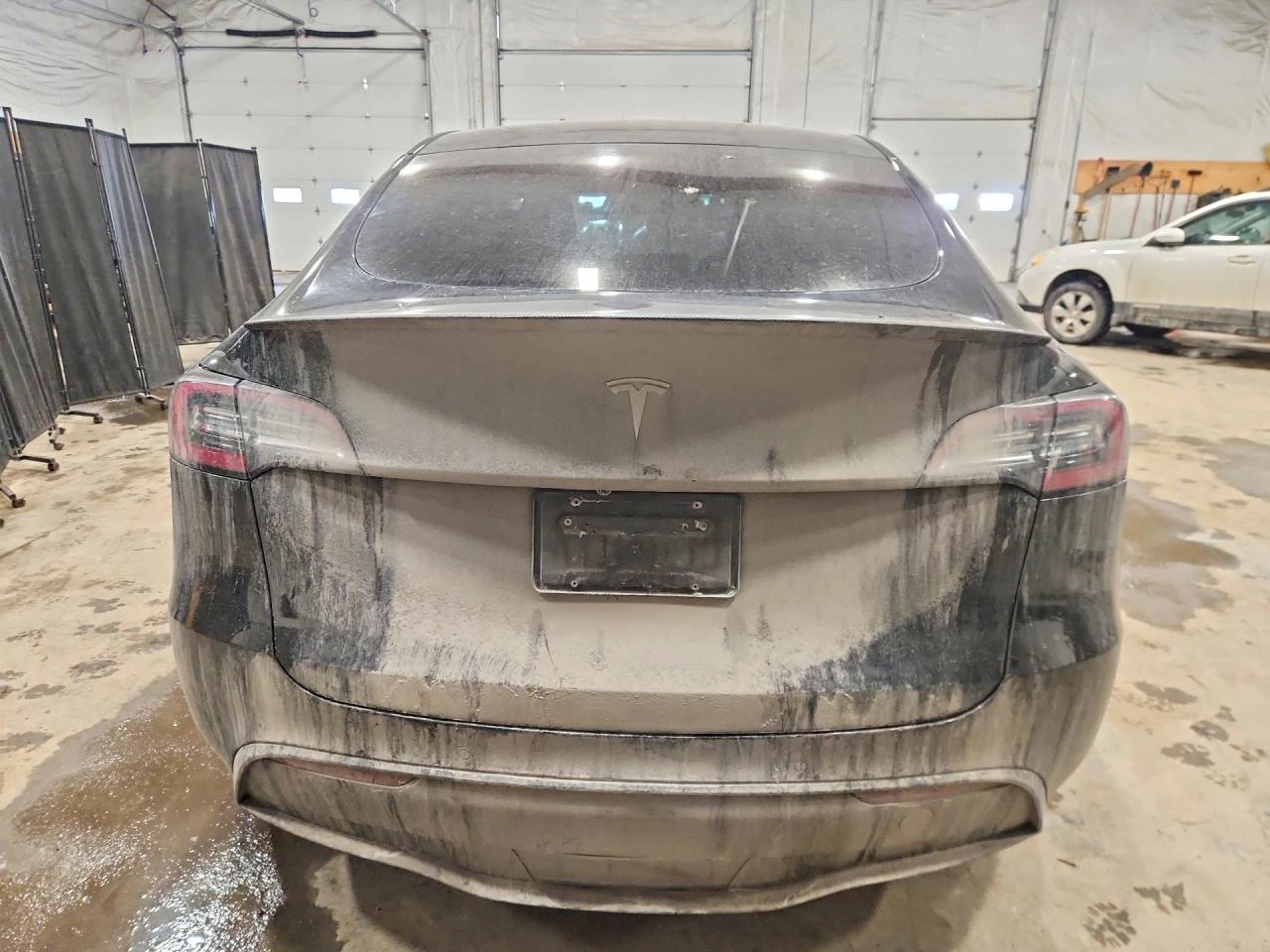 Tesla Model Y, снимка 6 - Автомобили и джипове - 53916897