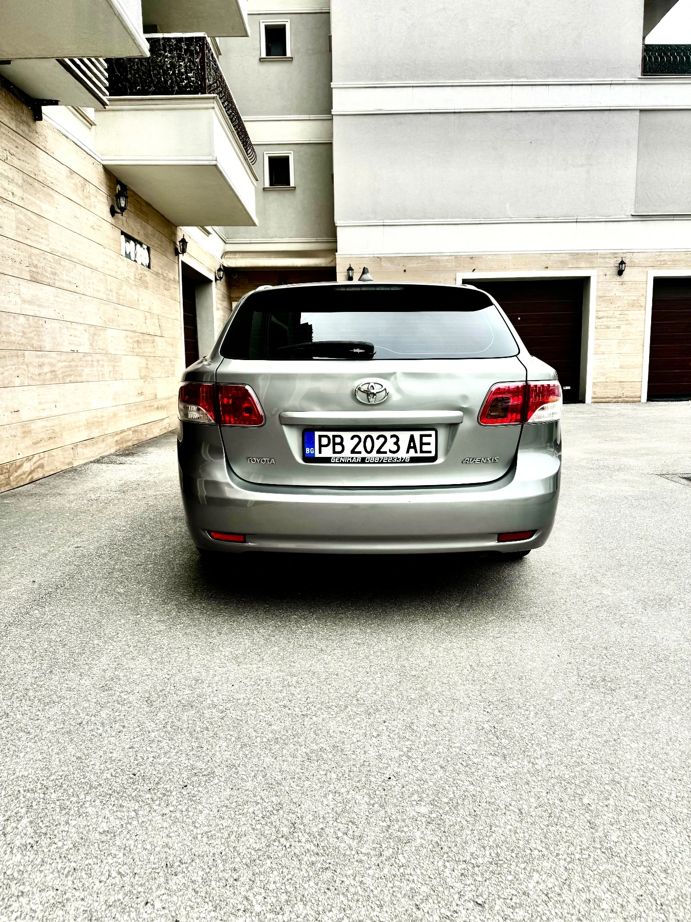 Toyota Avensis, снимка 4 - Автомобили и джипове - 53955215