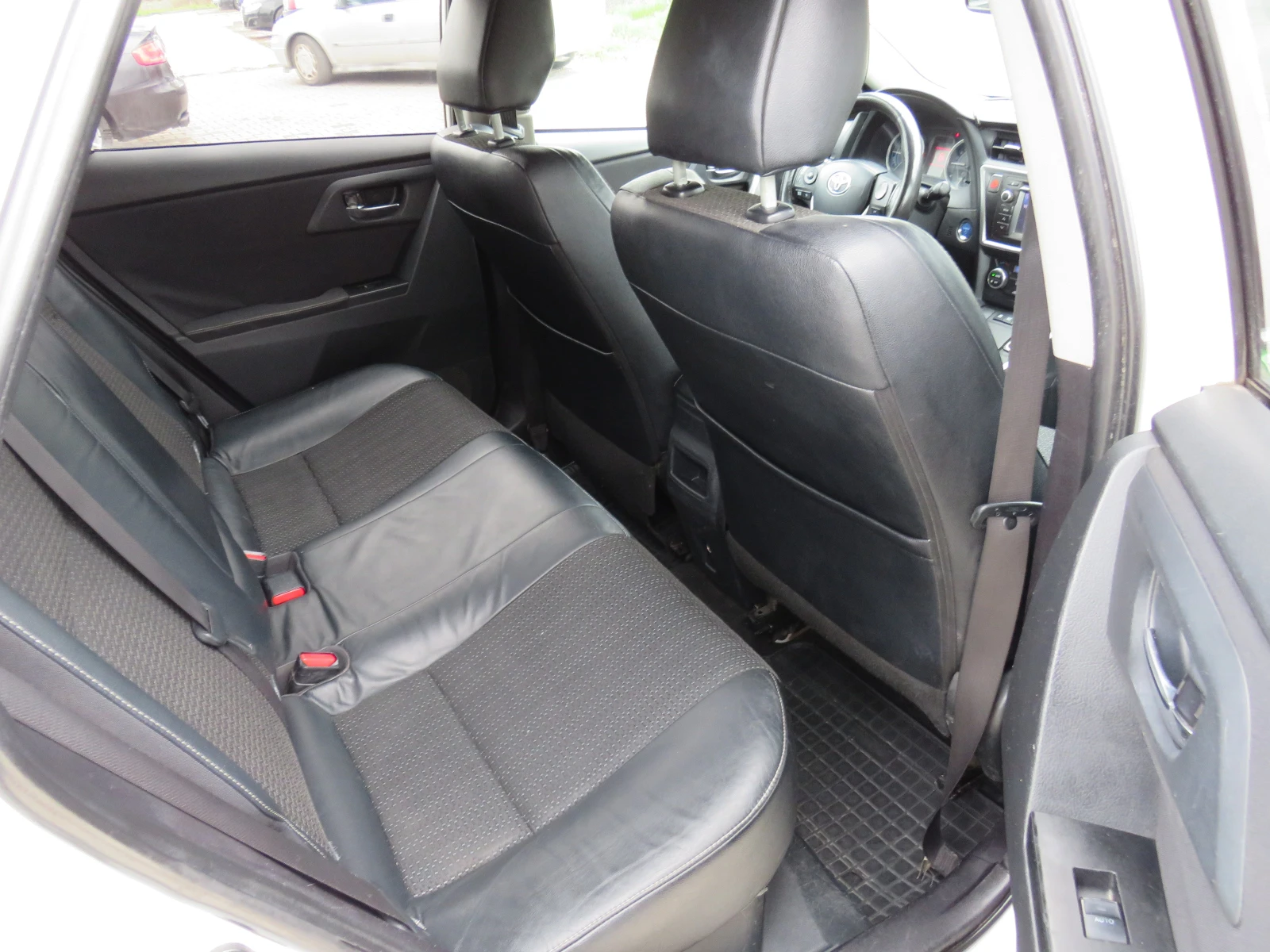 Toyota Auris * HYBRID AUTOMATIK*  | Mobile.bg � ����������� 11