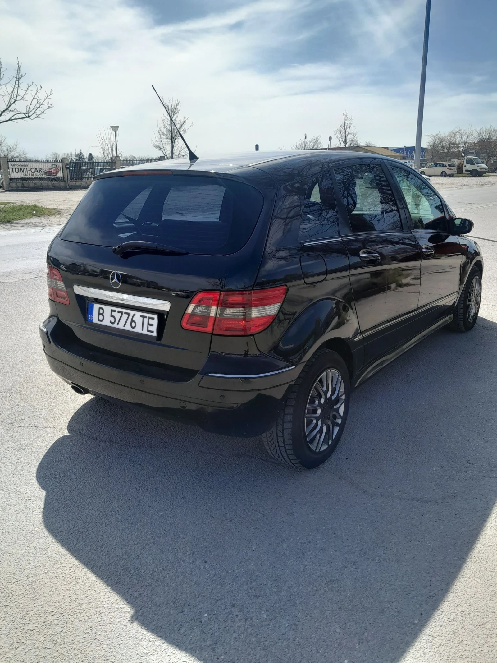 Mercedes-Benz B 200 2.0 D, снимка 3 - Автомобили и джипове - 54219604