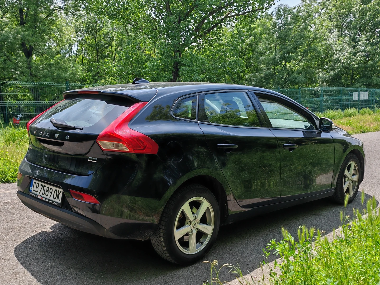 Volvo V40 2.0D 120к.с. Автоматик 2017г., снимка 2 - Автомобили и джипове - 54610724