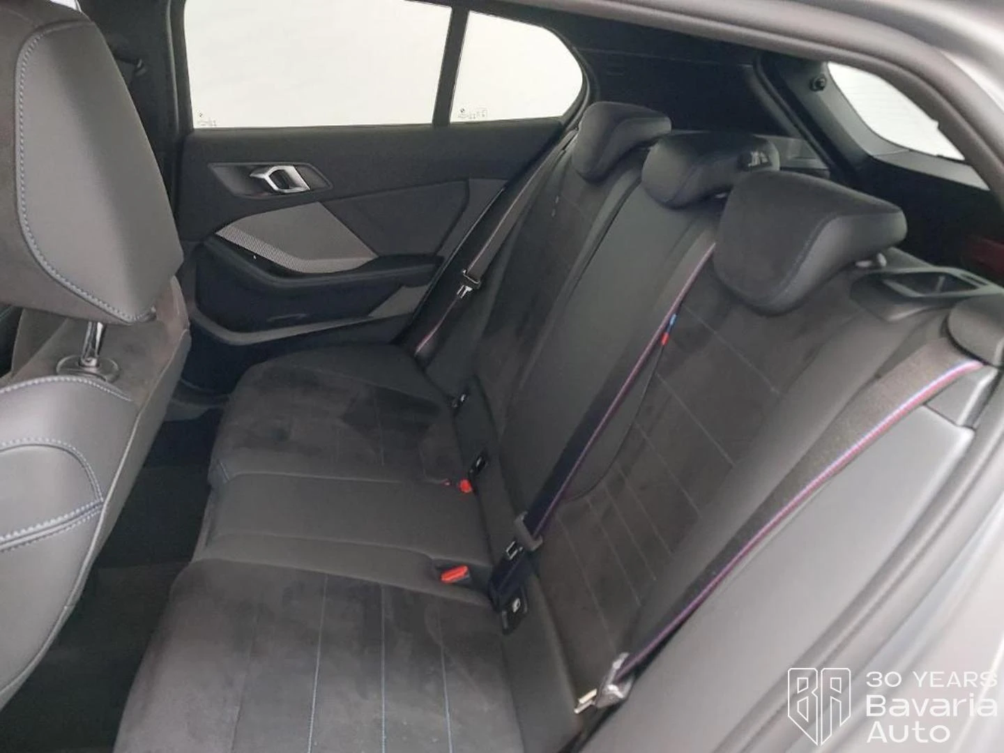 BMW 120 M Sport Paket, снимка 9 - Автомобили и джипове - 54744935