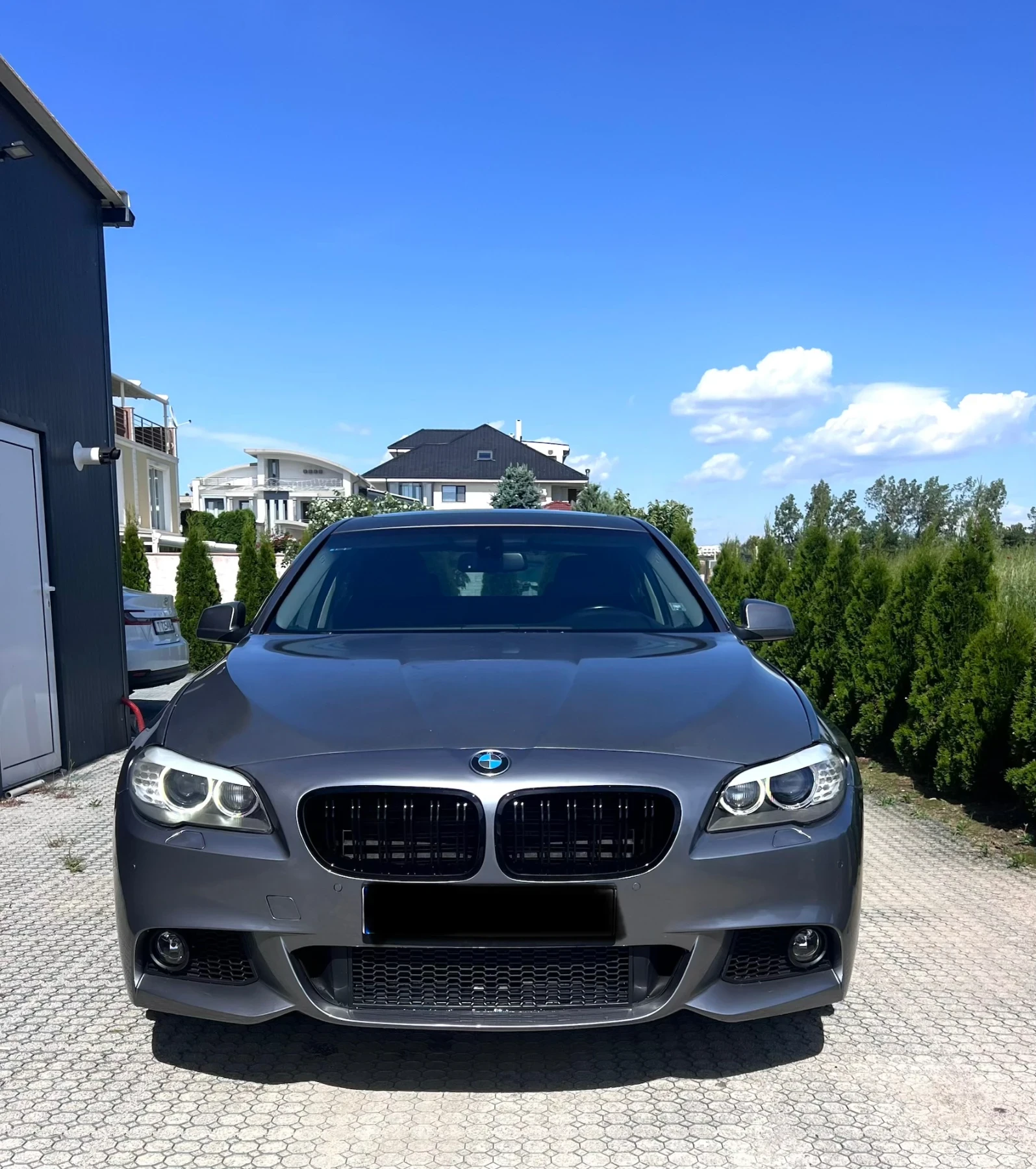 BMW 528
