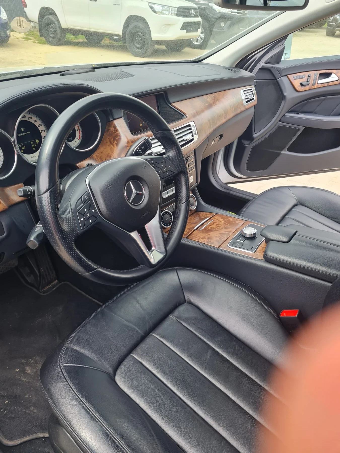 Mercedes-Benz CLS 350, снимка 5 - Автомобили и джипове - 54767676
