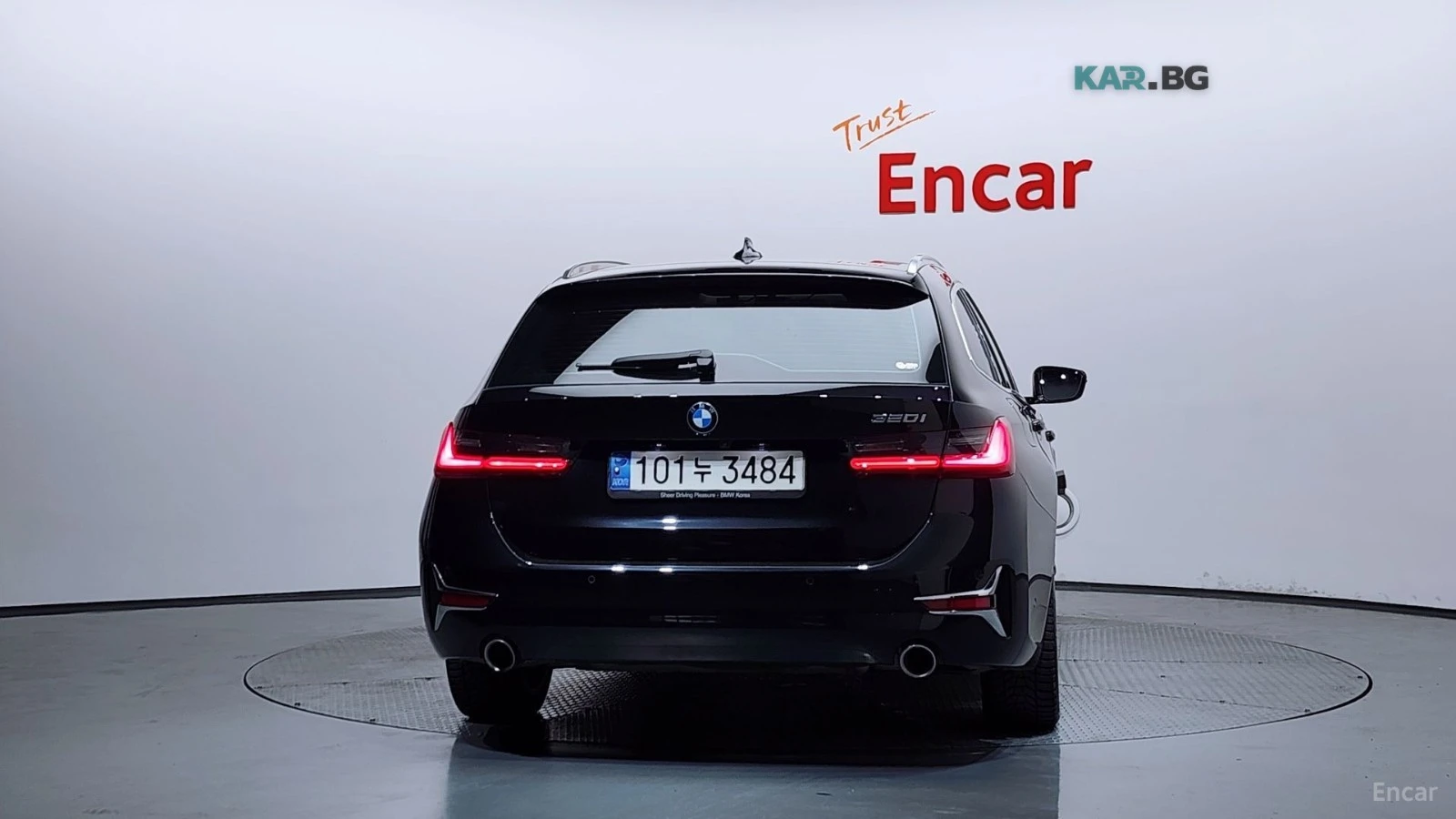 BMW 320 360 CAM* PANO* HEADUP, снимка 4 - Автомобили и джипове - 54822126