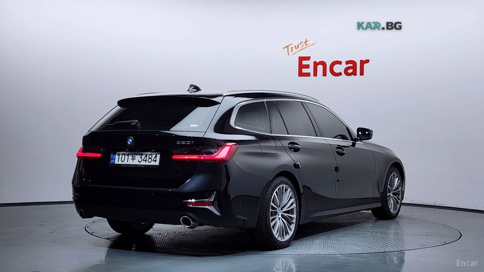 BMW 320 360 CAM* PANO* HEADUP, снимка 3 - Автомобили и джипове - 54822126