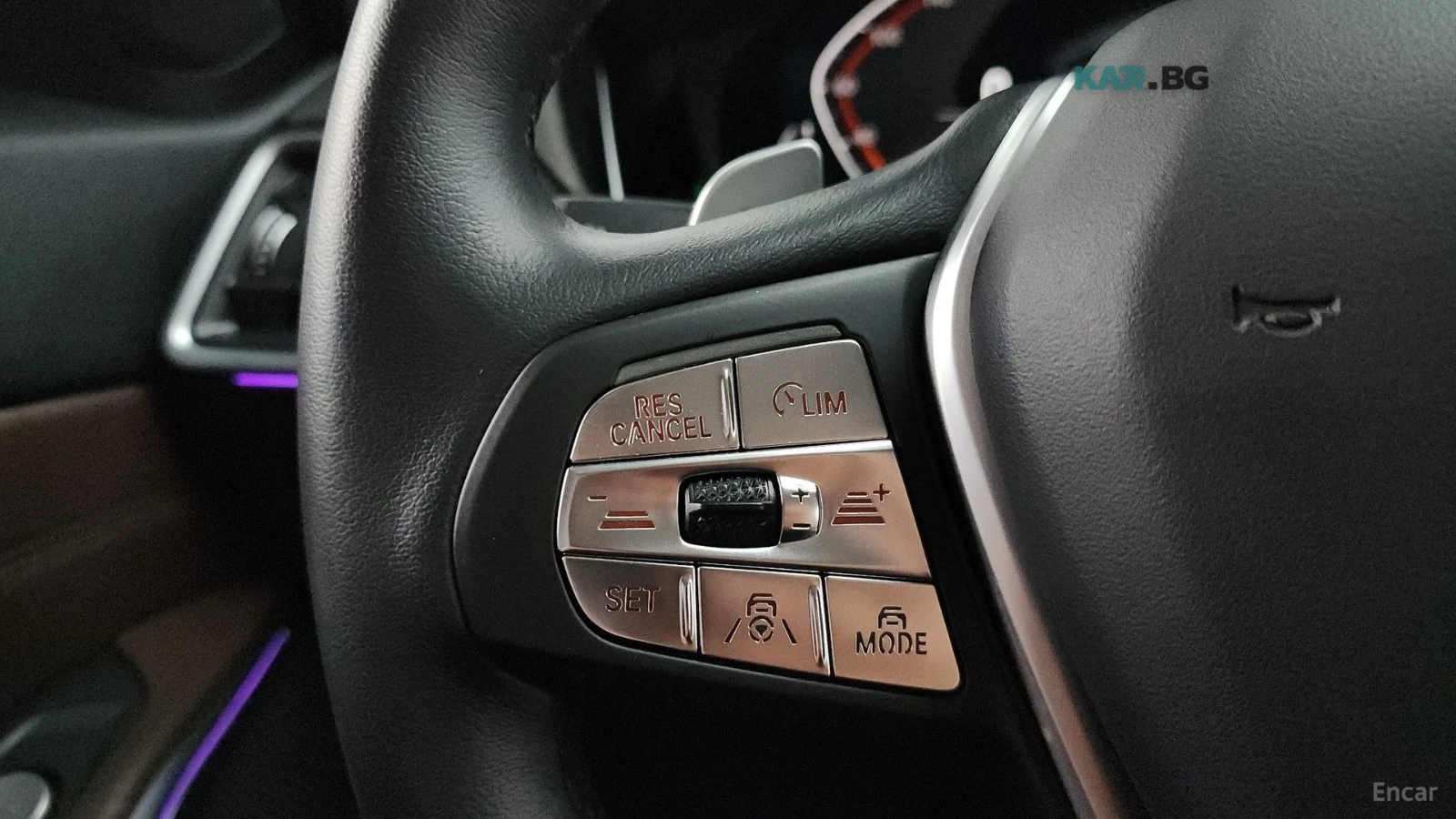 BMW 320 360 CAM* PANO* HEADUP, снимка 14 - Автомобили и джипове - 54822126