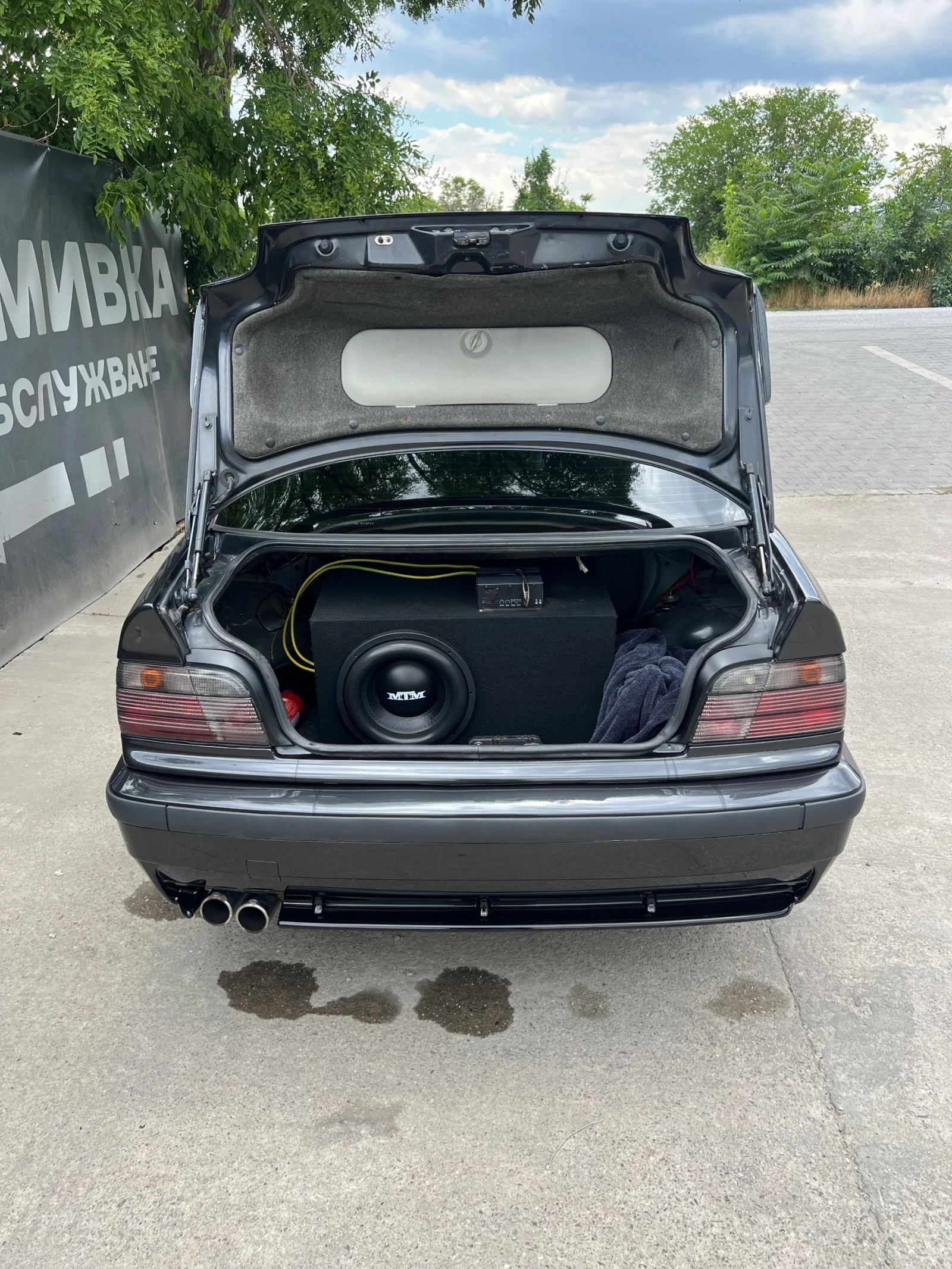 BMW 318, снимка 8 - Автомобили и джипове - 55161672