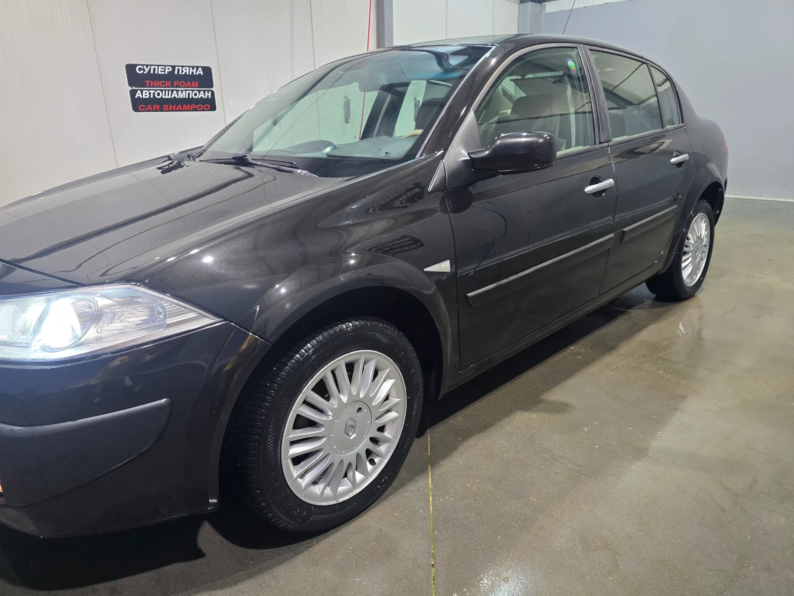 Renault Megane, снимка 11 - Автомобили и джипове - 55277246