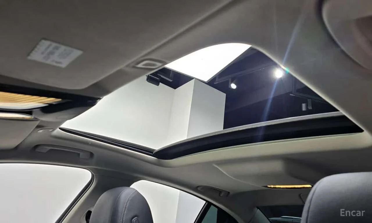 BMW 520 * Luxury * DISTRONIC * , снимка 17 - Автомобили и джипове - 55564834