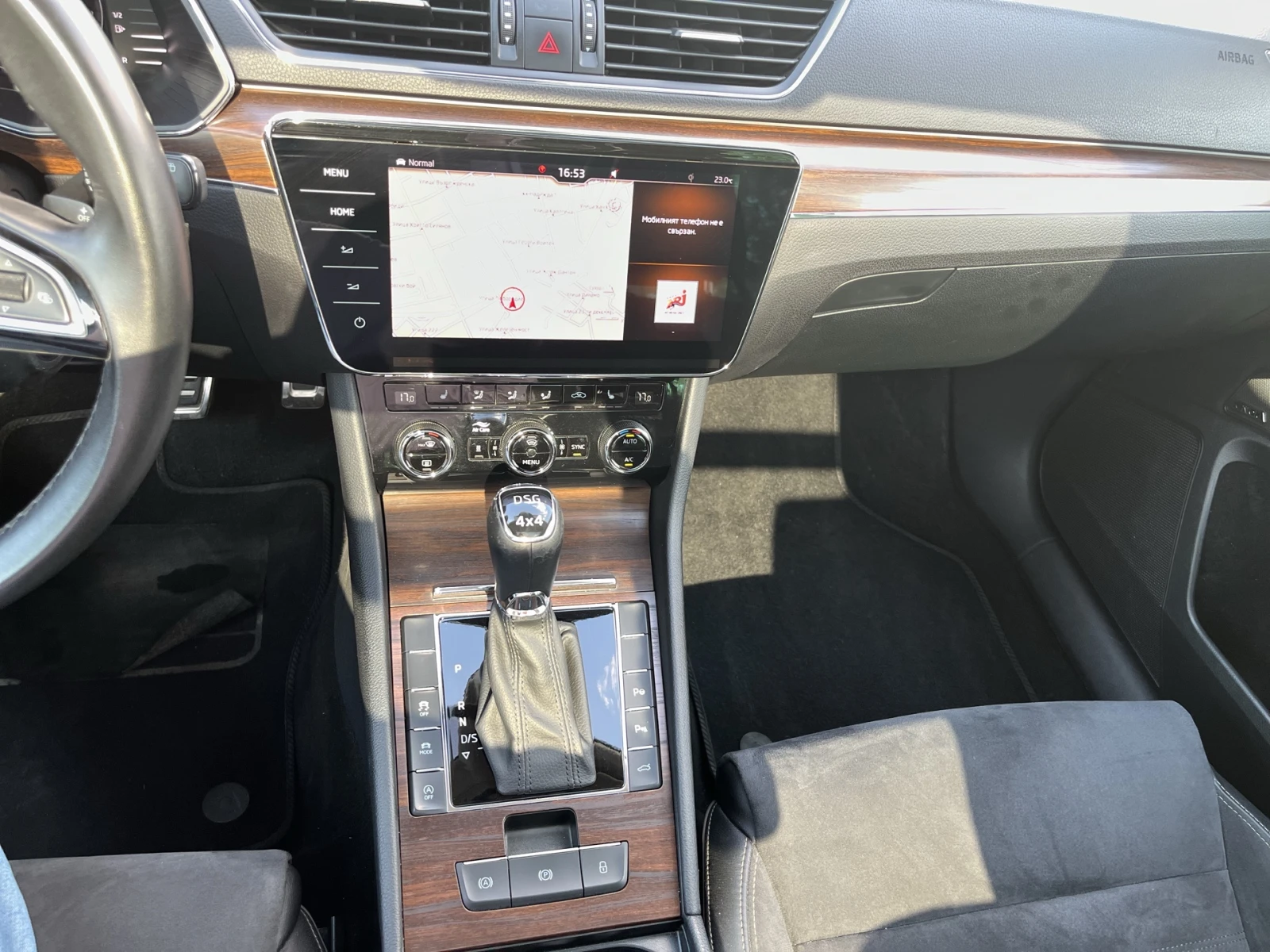 Skoda Superb 2, 0 TDI 7DSG 4X4, снимка 15 - Автомобили и джипове - 55665611