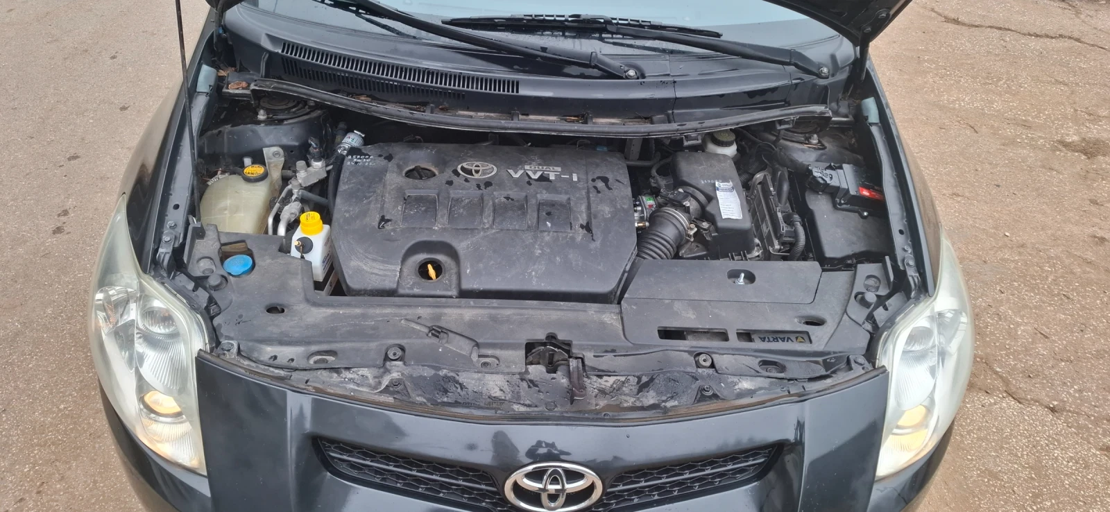 Toyota Auris 1.6i+ ГАЗ, снимка 9 - Автомобили и джипове - 55786169