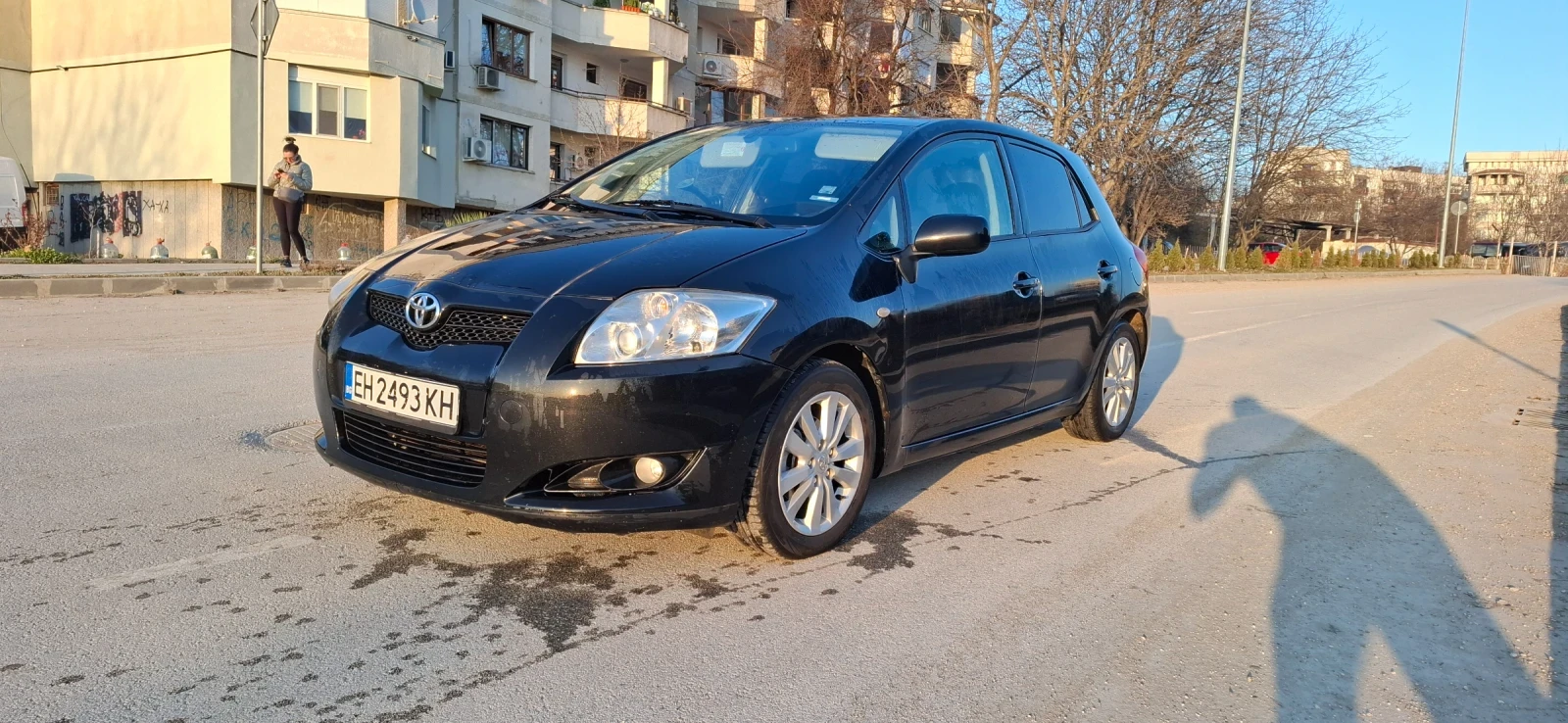 Toyota Auris 1.6i+ ГАЗ