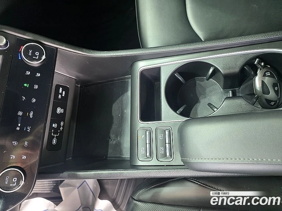 Hyundai Sonata 2.0 LPG Mobility, снимка 15 - Автомобили и джипове - 55890606
