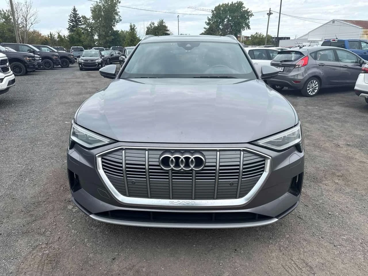 Audi E-Tron * Technik * CARFAX * ОПЦИЯ ЗА ФИНАНСИРАНЕ, снимка 6 - Автомобили и джипове - 56162418