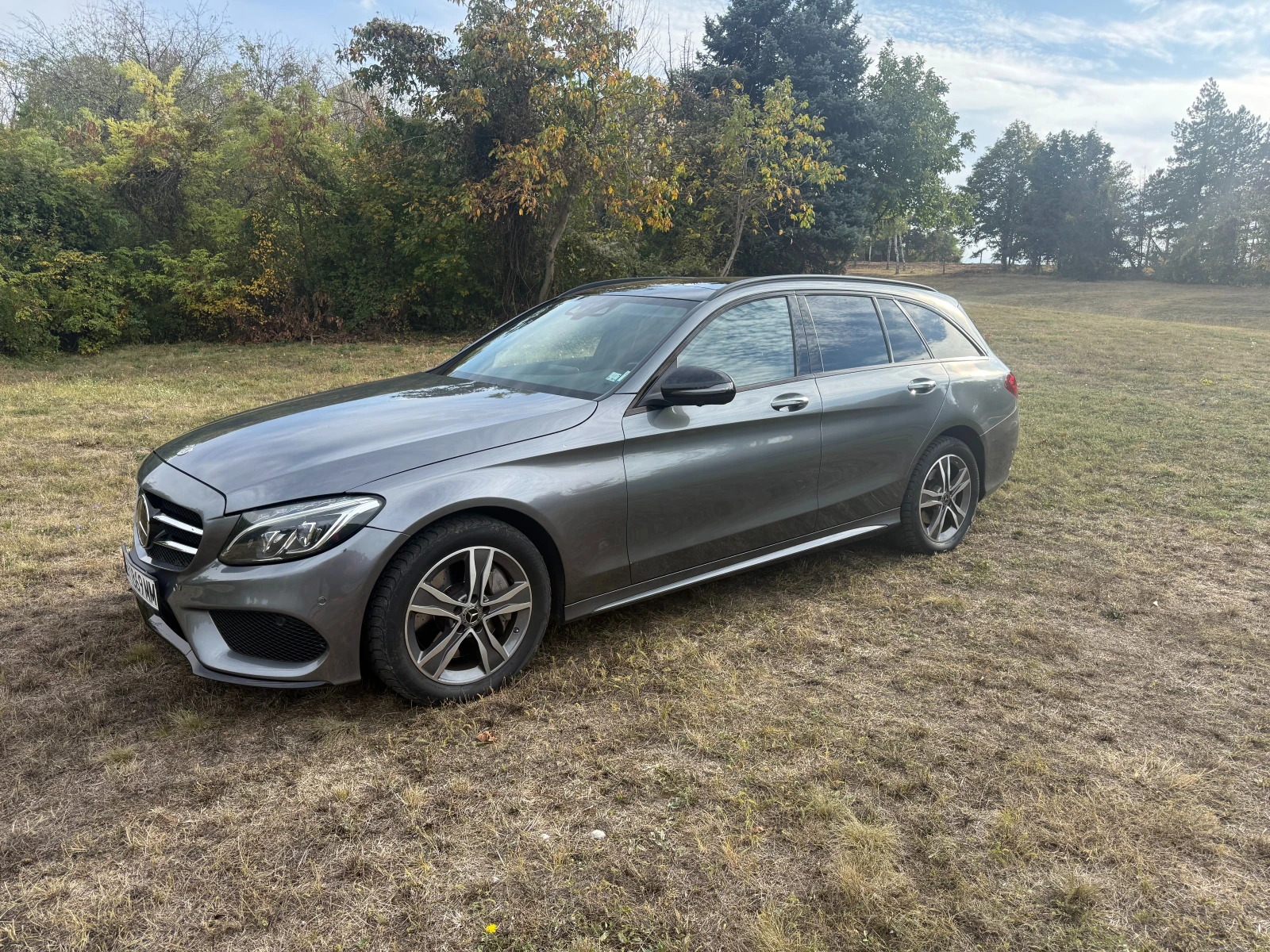 Mercedes-Benz C 250 Mercedes-Benz C 250 4MATIC/AMG Line//Burme