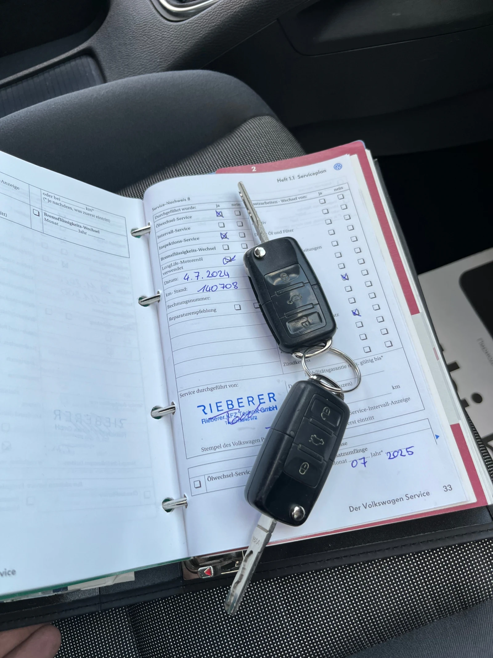 VW Golf 1.6i 102кс, снимка 12 - Автомобили и джипове - 56559331