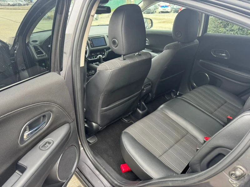 Honda Hr-v, снимка 3 - Автомобили и джипове - 52854042
