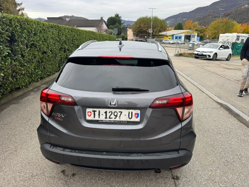 Honda Hr-v, снимка 15 - Автомобили и джипове - 52854042