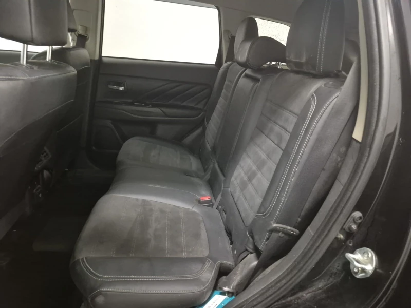 Mitsubishi Outlander PHEV GT * * CARFAX * * АВТО КРЕДИТ * * , снимка 9 - Автомобили и джипове - 53344995