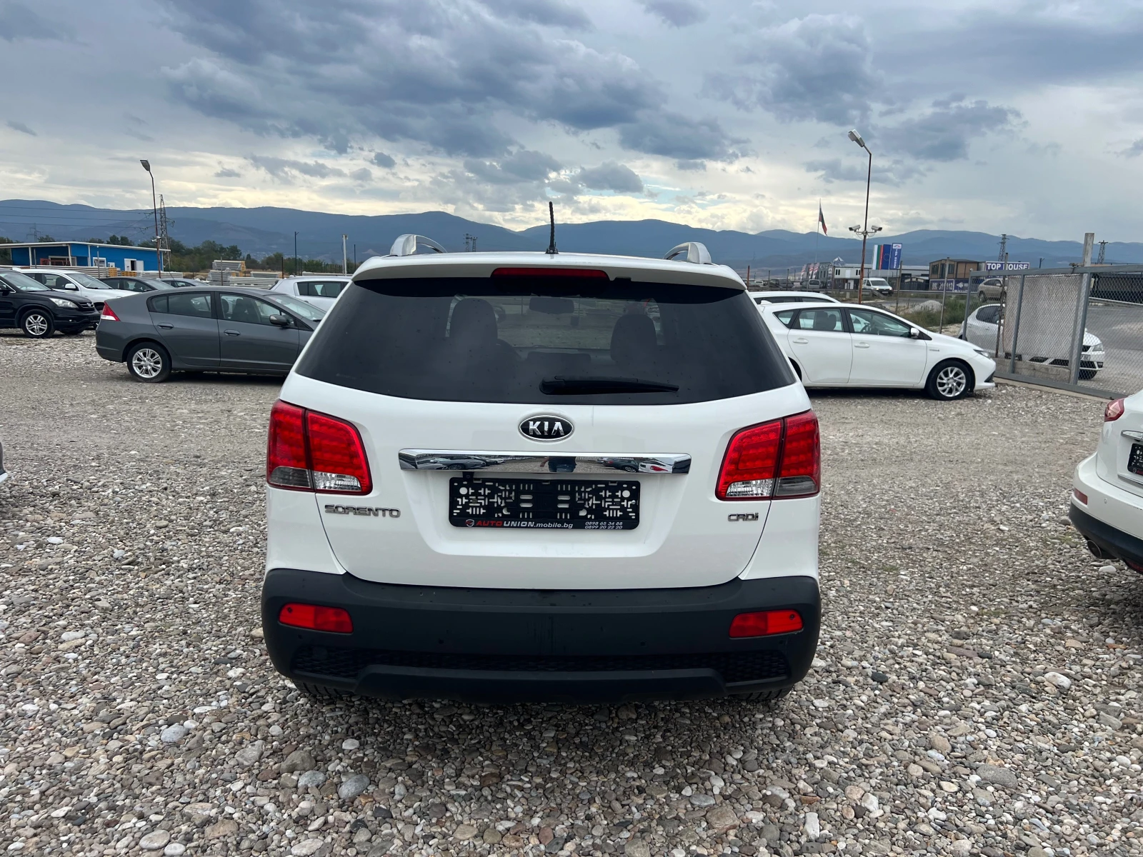 Kia Sorento 2.2 CRDI 4X4 - изображение 6