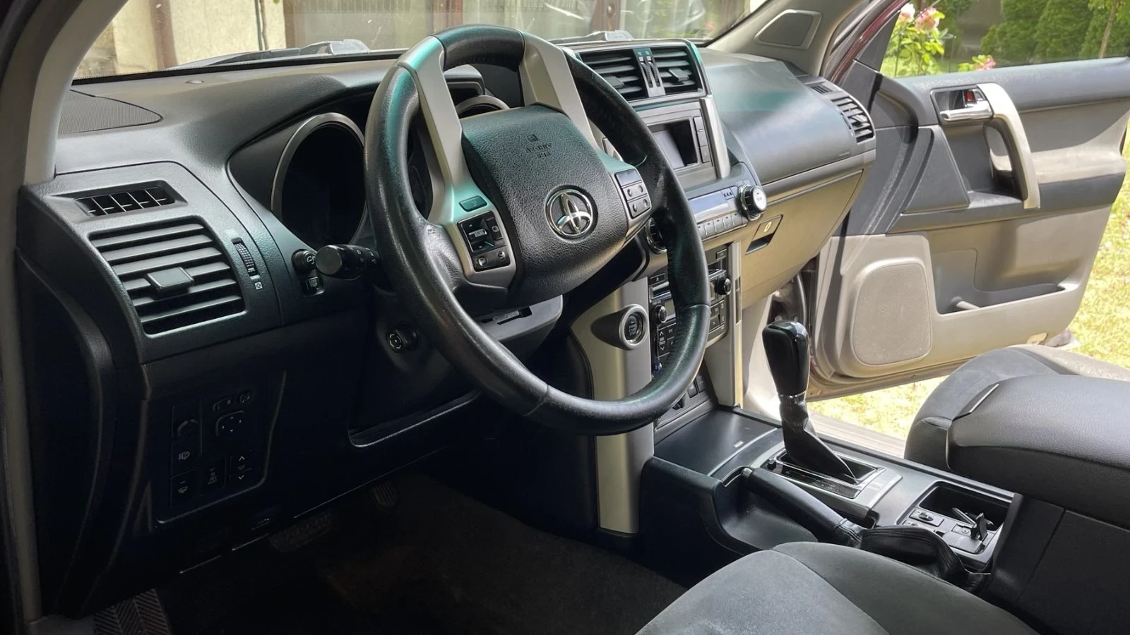 Toyota Land cruiser, снимка 7 - Автомобили и джипове - 53908170