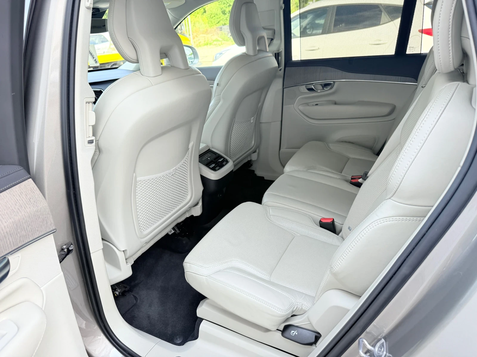 Volvo Xc90 2.0 B5 * AWD* Mild HYBRID* AT8* NOVA*  - изображение 8