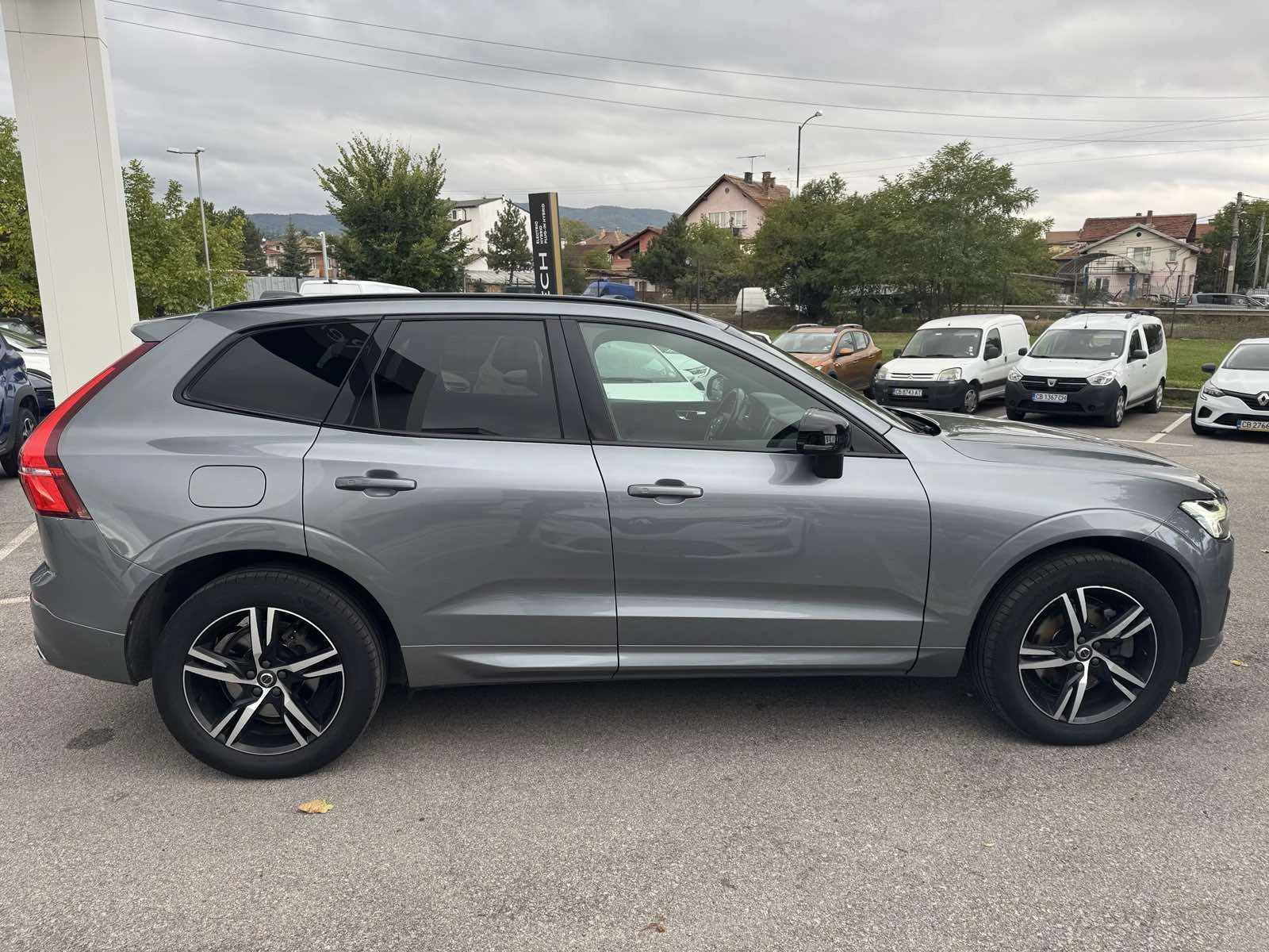 Volvo XC60 T5 R-Design - изображение 7