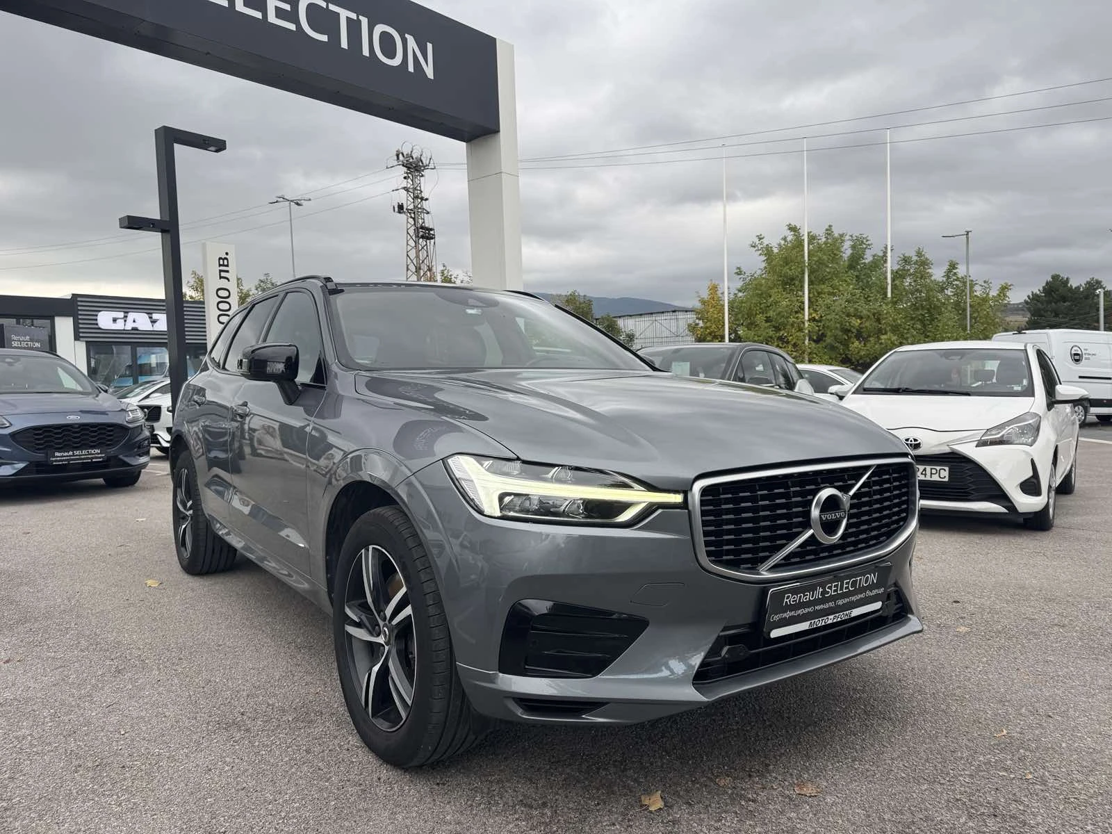 Volvo XC60 T5 R-Design - изображение 8
