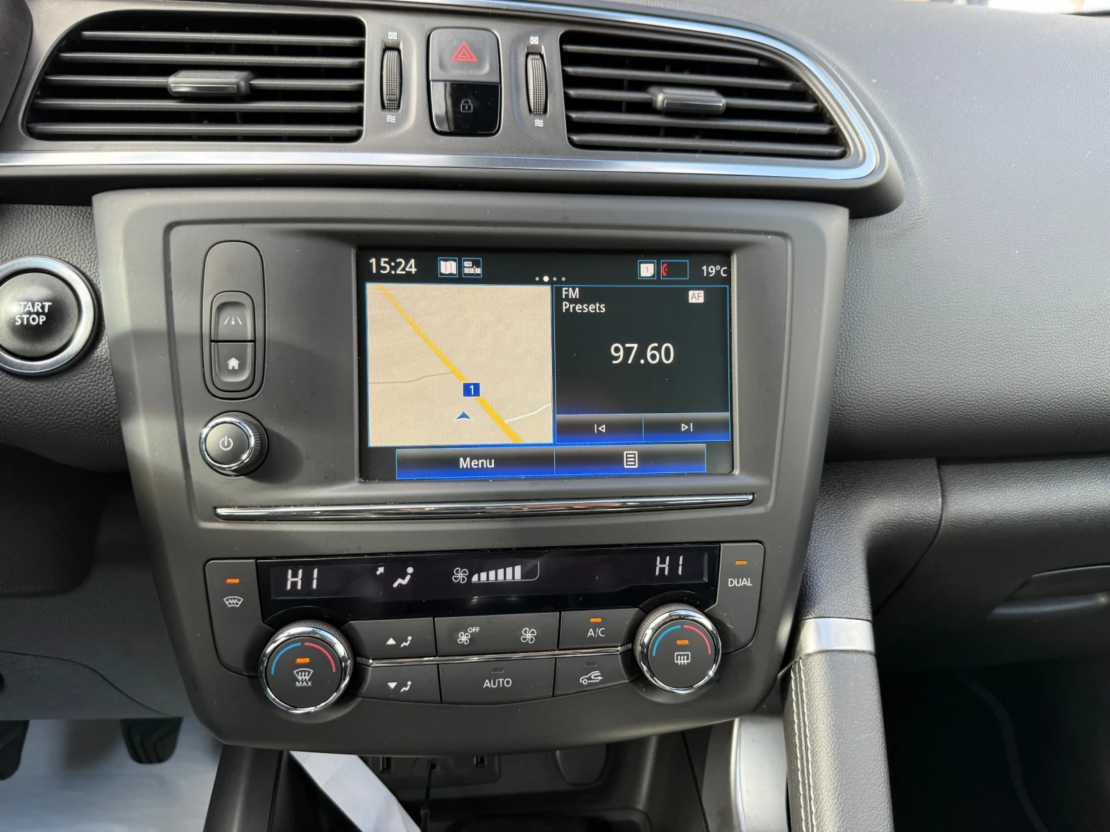 Renault Kadjar 1.6 DCI BOSE EDITION! Пълна сервизна история! - изображение 9