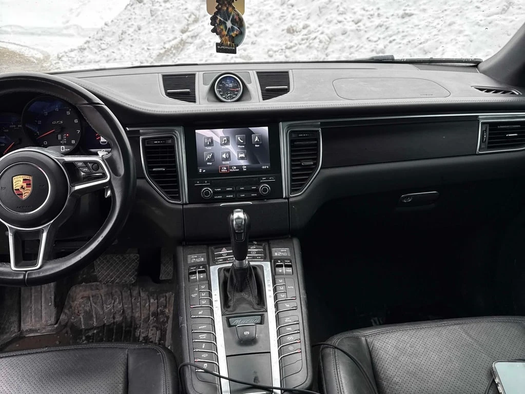 Porsche Macan * GTS * CARFAX * ЦЕНА ДО БГ - изображение 9