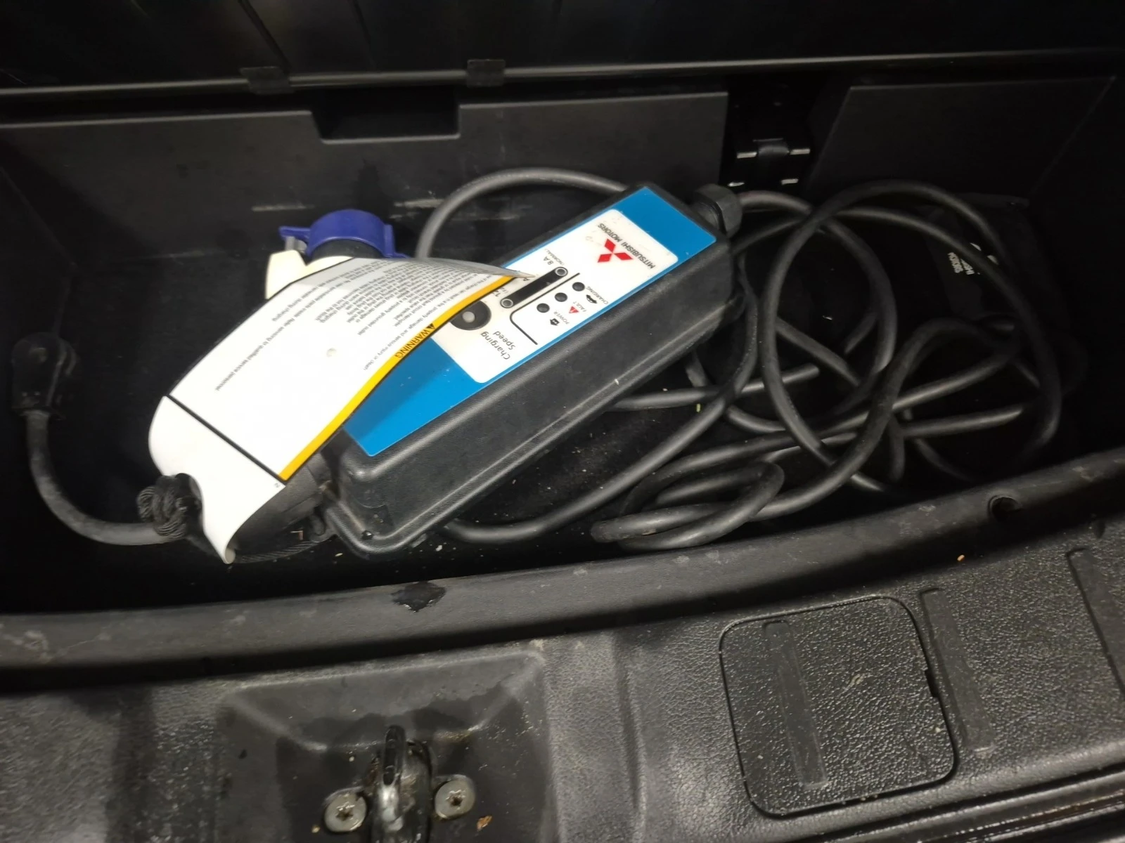 Mitsubishi Outlander PHEV GT * * CARFAX * * ���� ������ * *  | Mobile.bg � ����������� 12