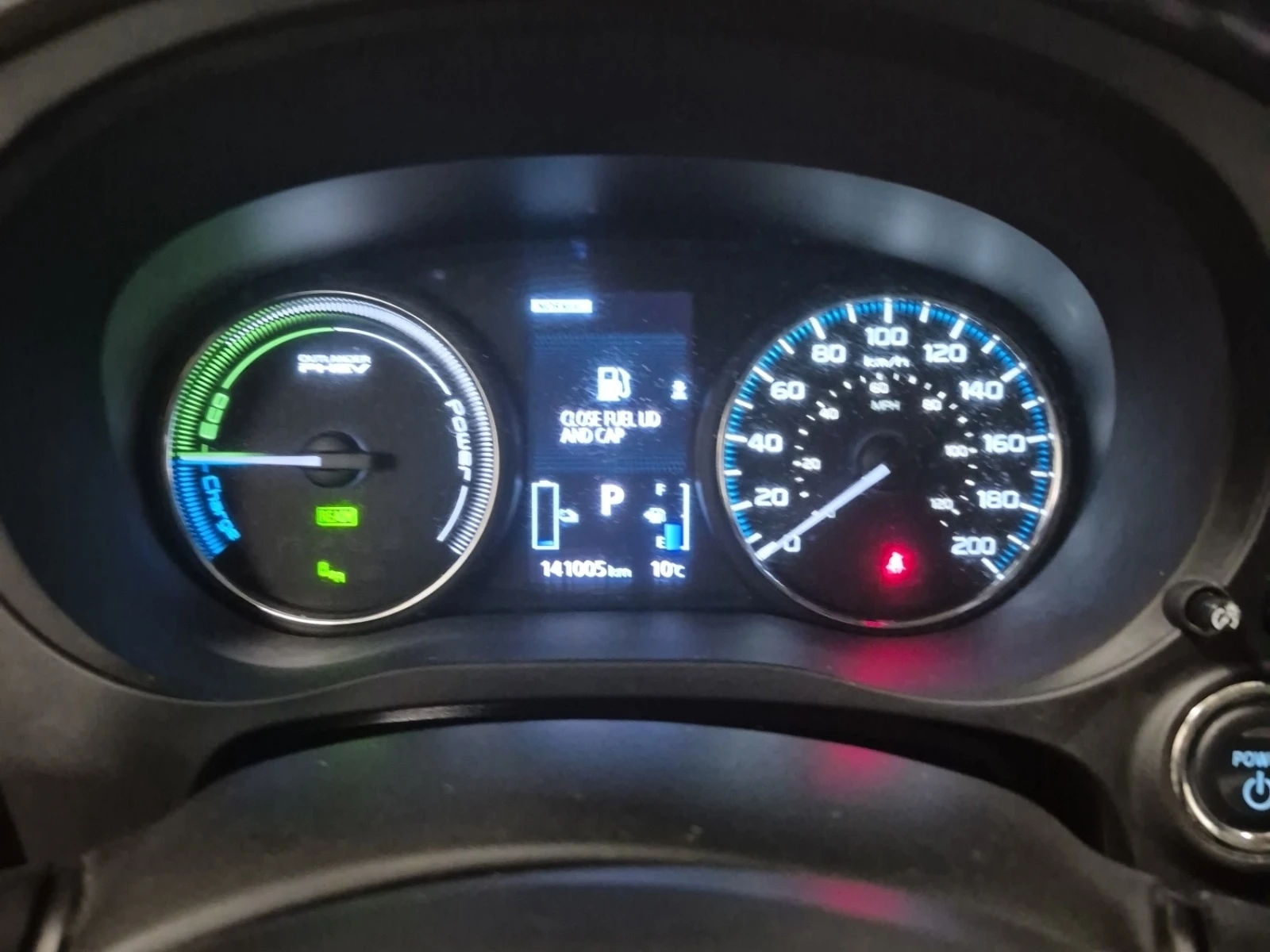 Mitsubishi Outlander PHEV GT * * CARFAX * * АВТО КРЕДИТ * *  - изображение 8