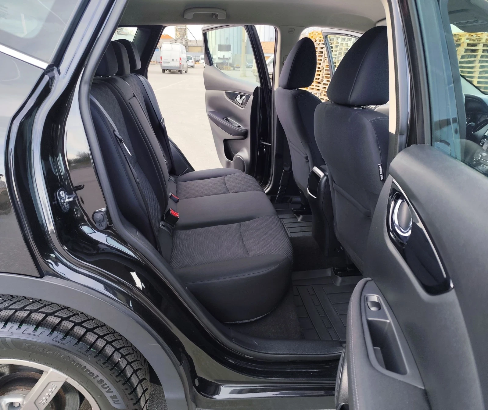 Nissan Qashqai 1.6DCI-4x4LED-NAVI-������-����������-EURO-6 | Mobile.bg � ����������� 14