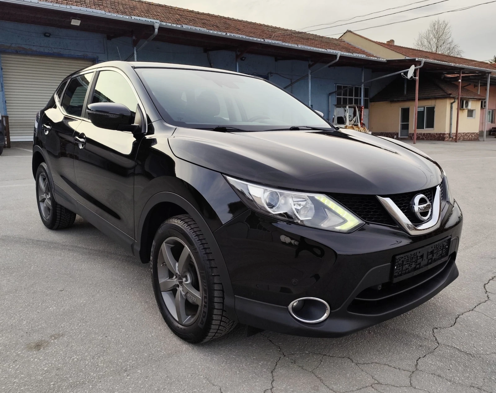 Nissan Qashqai 1.6DCI-4x4LED-NAVI-������-����������-EURO-6 | Mobile.bg � ����������� 8