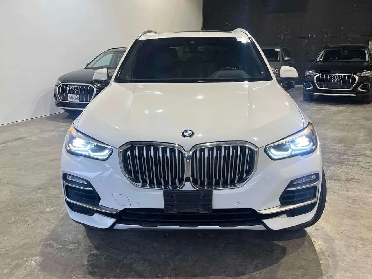 BMW X5  xDrive40i /360/HEAD UP/LED, снимка 15 - Автомобили и джипове - 53936740