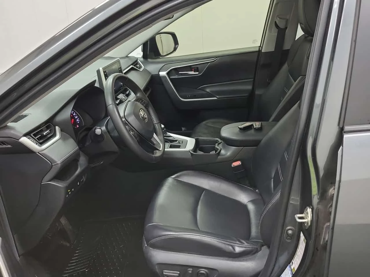 Toyota Rav4 * XLE * CARFAX * 2 ����� * ������� *  | Mobile.bg � ����������� 10