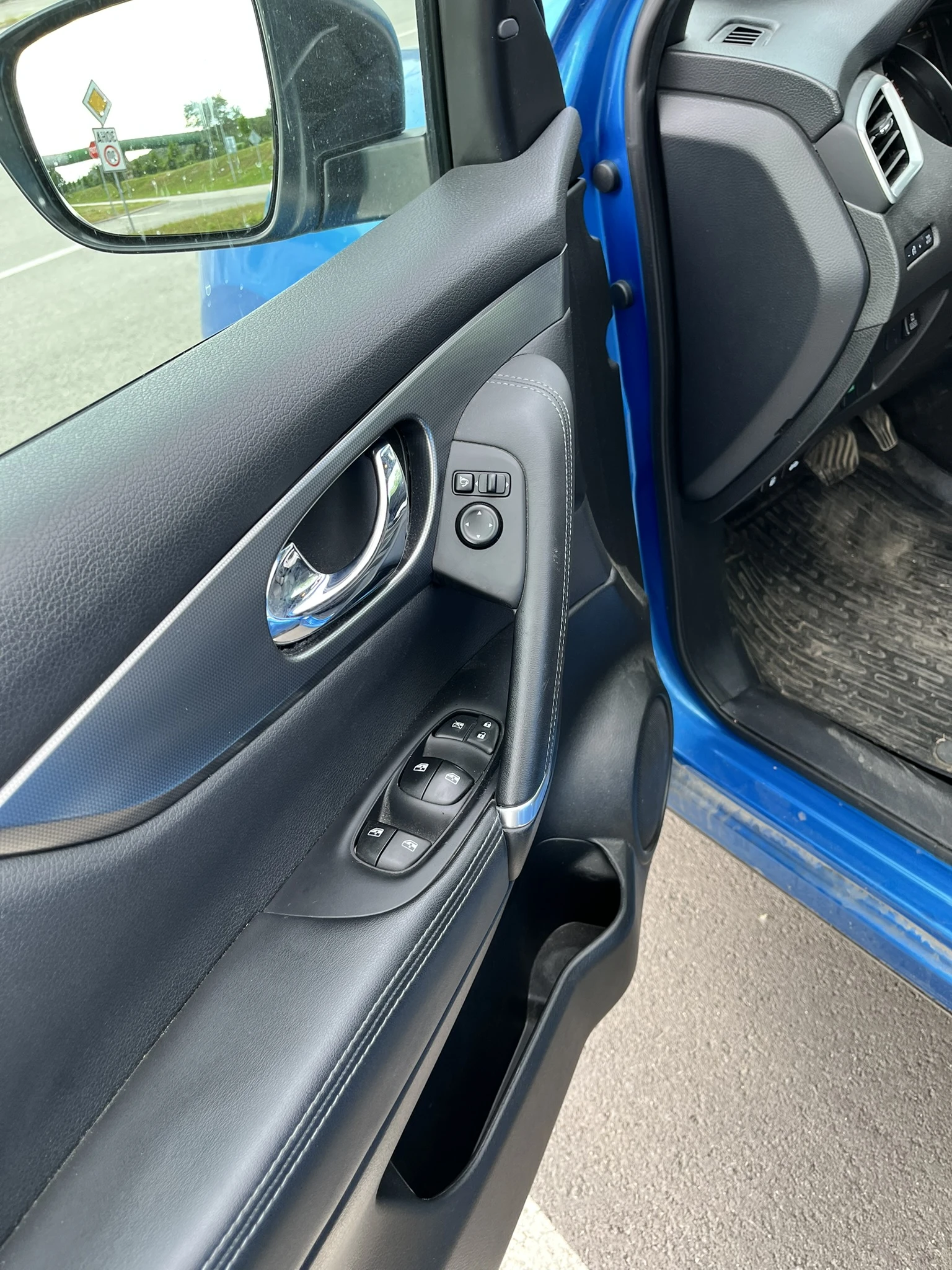 Nissan Qashqai J11, снимка 5 - Автомобили и джипове - 54845948