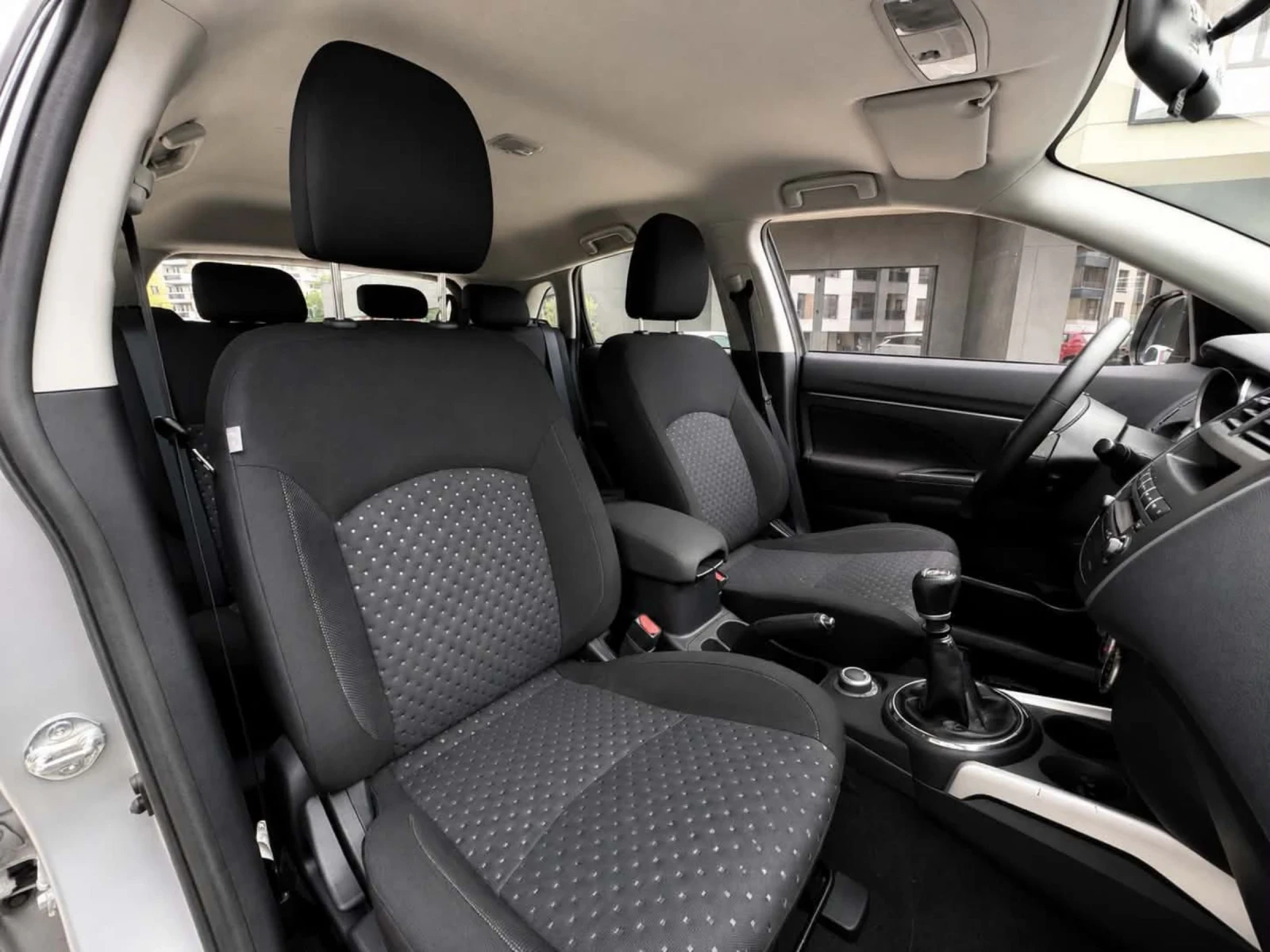 Mitsubishi ASX 1.8 DID 4x4, снимка 10 - Автомобили и джипове - 55038369