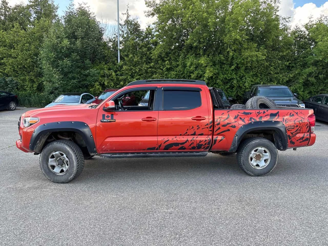 Toyota Tacoma * 4WD Double Cab V6 * CARFAX * ОПЦИЯ ЗА ФИНАНСИРАН, снимка 2 - Автомобили и джипове - 55199940