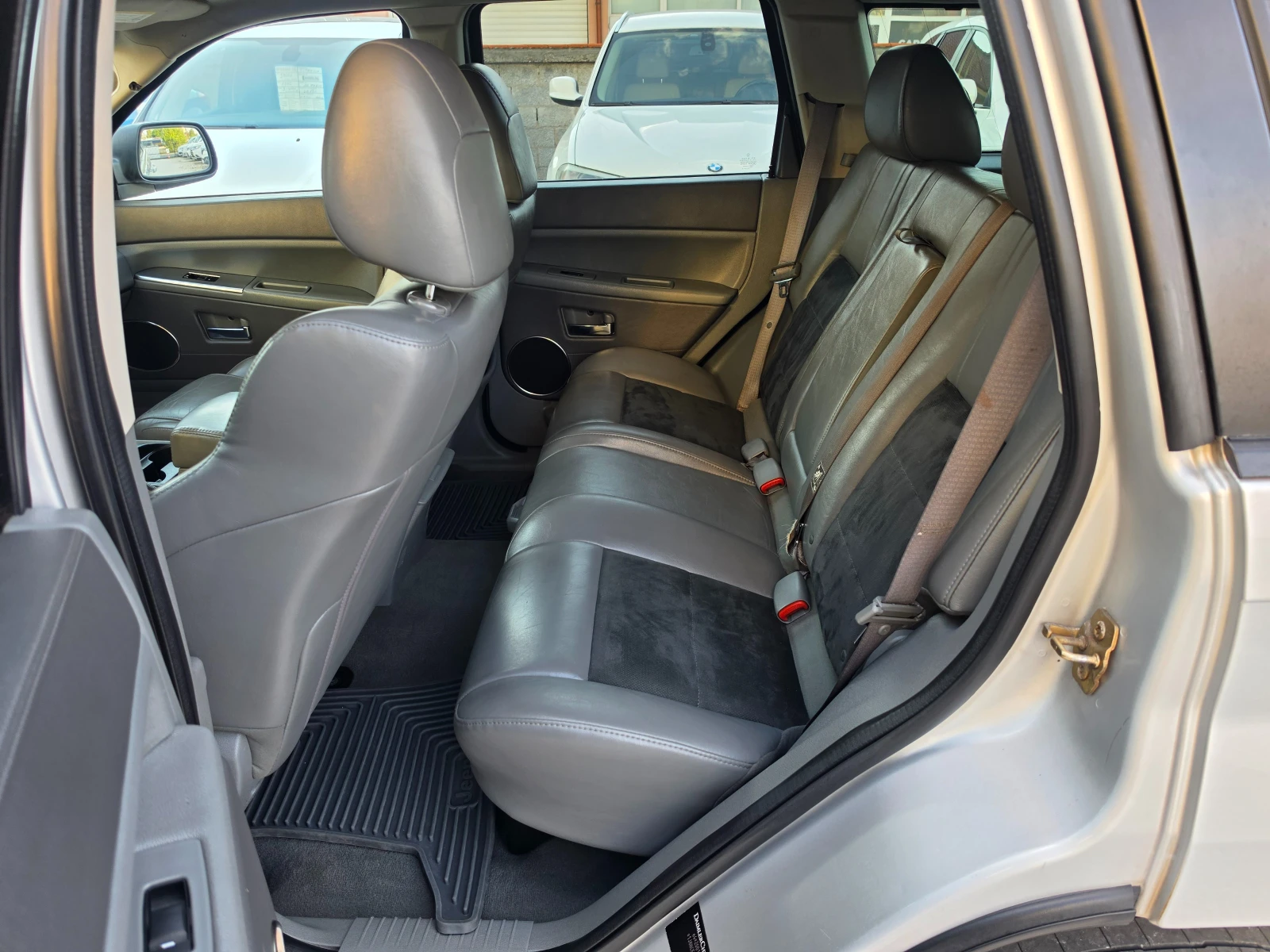 Jeep Grand cherokee 6.1L SRT8 HEMI SPORT SHADOW LINE, снимка 14 - Автомобили и джипове - 55298989